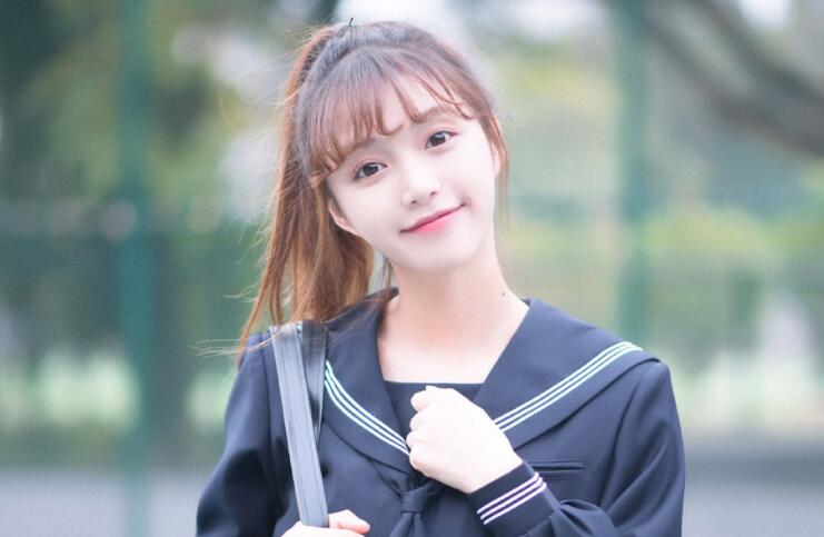 宝宝张开点爹地进去 好深~好大~再浪一点