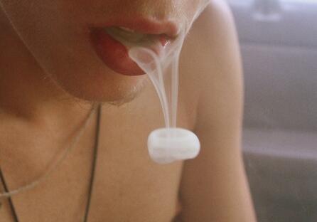 宝贝儿快到我怀里来，动作太粗鲁了，导致灵琴清一直叫停