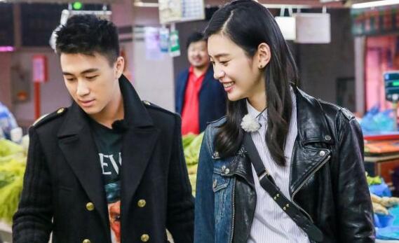 奚梦瑶产后首亮相 身材保养得确实好