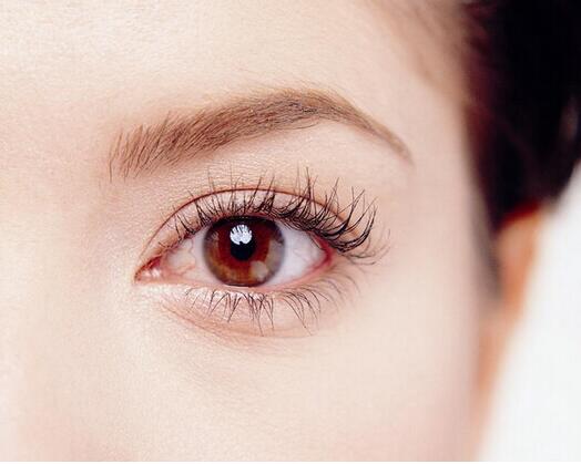 眼周肌肤松弛怎么办 需注意日常的眼部护理