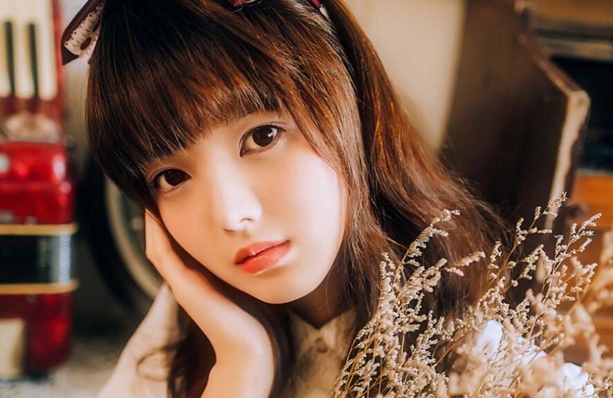 清纯校花沦为胯下玩物|那神秘的地带若隐若现