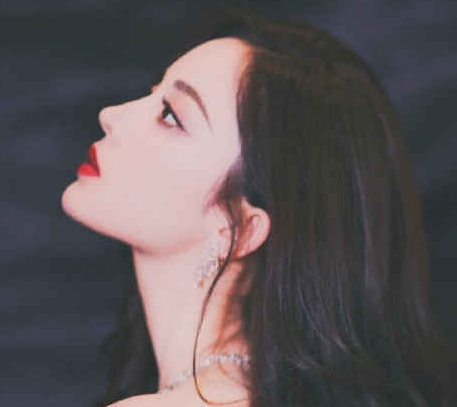 娜扎自带招黑的脸蛋为何在韩国被夸上天