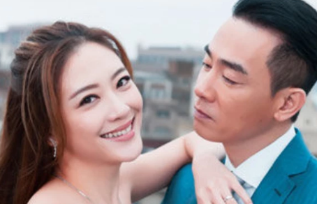 陈小春官宣应采儿怀孕三个月 明星都是三个月后才公布喜讯