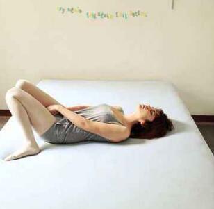 宝贝儿你都湿透了还说不要，啊哥我坚持不住了