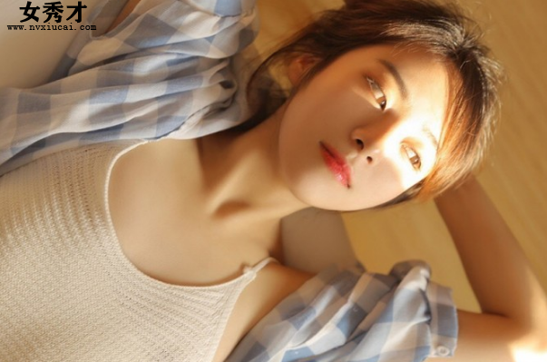 家教老师说今天晚上 在家等你 让你桶个够