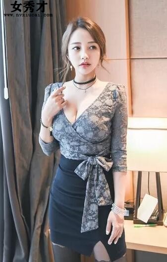 大哥慢点太大了哟啊痛 沉腰缓缓进入整根