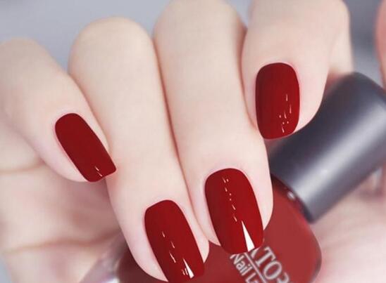 美甲后会如何护理指甲 在做家务时，也应该带上手套