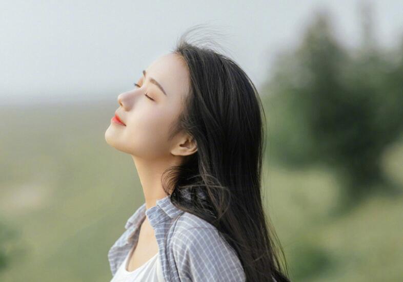 宝贝你那里还可以放h|柳如烟张开双腿，将臀部翘起