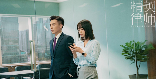 电视剧精英律师终极预告全程高能 靳东蓝盈莹也算不打不相识