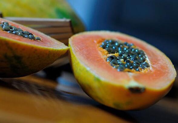 吃什么丰胸 丰胸其实一点也不困难 10个丰胸的方法