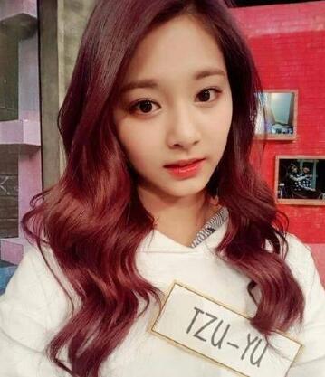 染酒红色太红了怎么办 染发用什么洗头掉色快 染发后护理小妙招