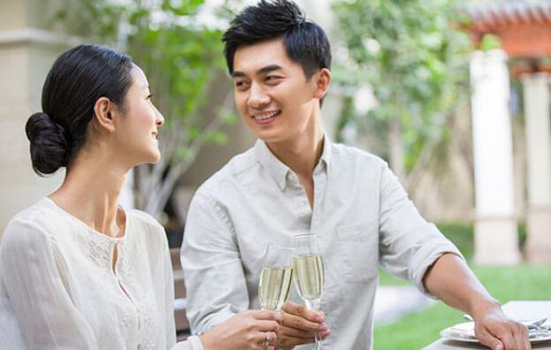 如何让小两口感情更好？婚姻之路如何走的更长远