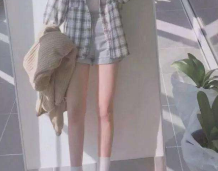 男票吃胸时你们会发出声音嘛 和男朋友过夜任他摸