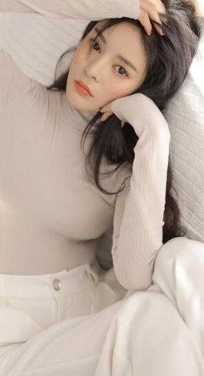 每到深夜，忍不住往这方面想,偷偷的做一些害羞的事情