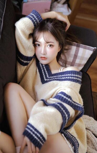 你别动，小林，阿姨这就给你揉，宝贝儿你都湿透了还说不要