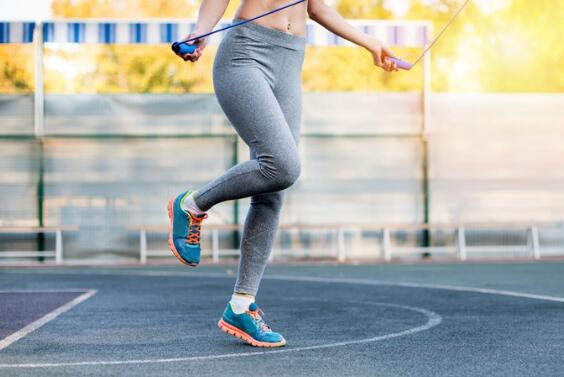 什么时候跳绳比较好？跳绳跳多少个才能达到减肥目的