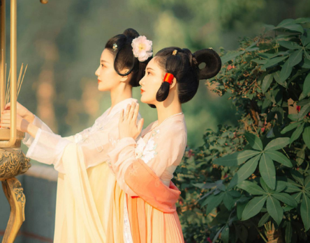 公主把腿伸大点我要进去 坐下 整个没入 深入 低喘