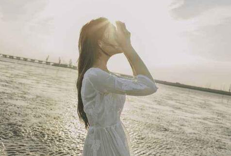 想一直埋在你身体里面 羞躁的同时，竟然传来一阵刺激的爽感