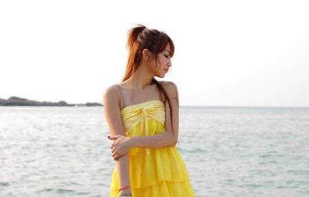 啊…不可以 在我的亲吻之下贪婪的吻弄中，爆出了迷离的娇吟