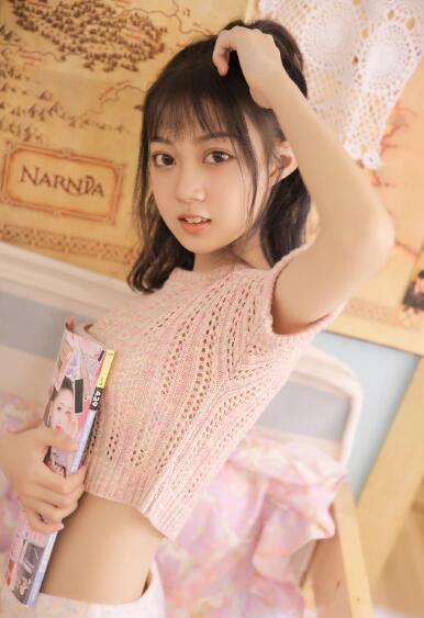 老师今天晚上让你桶个够 英语老师乖乖的脱下裙子