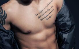 宝贝,喜欢我这样进入你吗?啊英语老师的胸好软 揉捏酥乳娇喘厨房