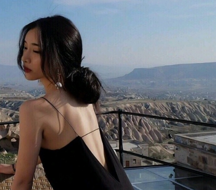 乖全含进去小妖精好好舔 舌头在花缝来回滑花蒂肉珠弹