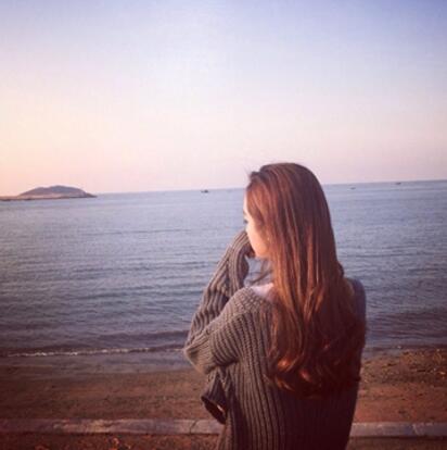 来到了夏洁身旁，一把手伸了过去, 好想要,给我好不好