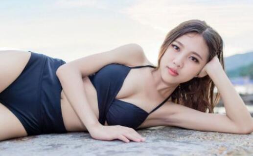 女主叫许静的小说 许静一定非常渴望，被男人一碰身子就软了