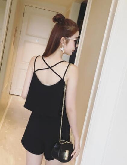 宝贝 知道你下面有多湿吗 他一下一下的顶了进去