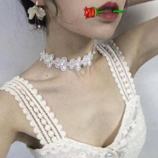 宝贝你的奶真好吃 柳莺很是享受，很自然的发出声音