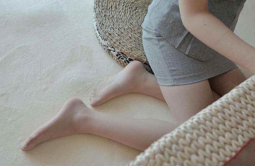 啊哈太长了慢一点呃啊，赵小倩感觉自己有了反应