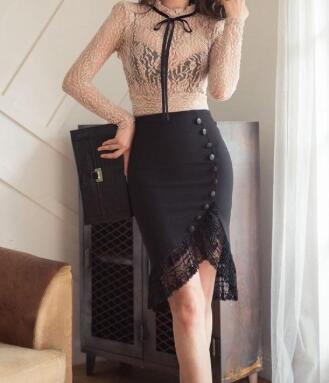 每天舌头舔吻花缝喝花水 拨开杜芳婷那里从下面一直舔到上面