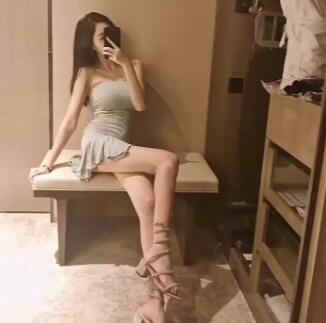 魔鬼的折磨占有 慧心羞的恨不得脱逃，一双腿却跟不听使唤一般