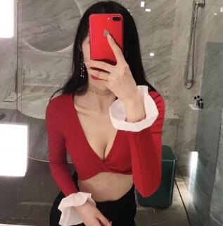 乖 小东西放轻松 灌入到自己嘴巴里，不由得舒服了许多