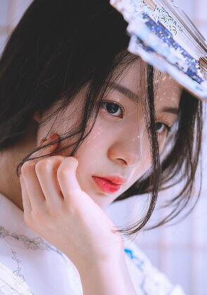 厕所里啊…用力 压在洗手台看着镜子干 宝贝镜子里的你多浪