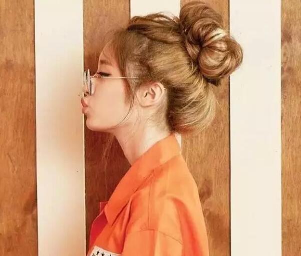 男生被夹的一瞬间是什么感觉 宝贝慢点坐下去自己动