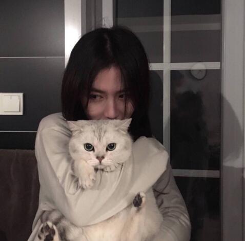 宝贝真紧叫出来我喜欢听 够不够大舒不舒服 我想吃你下面