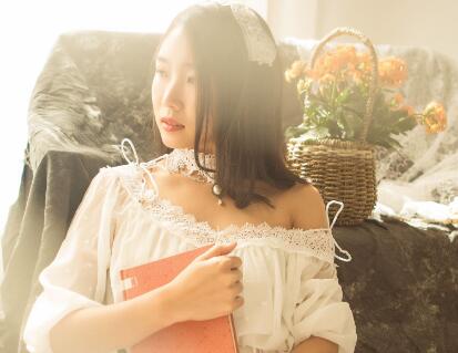 两只大白兔快速晃动 异样的感觉愈发强烈了起来