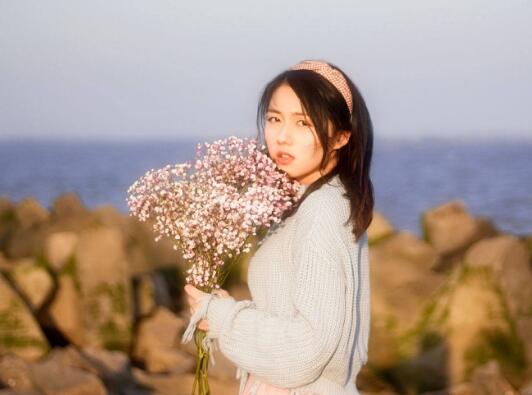 快宝贝再快一点 邱兰馨微微一颤，浑身燥热