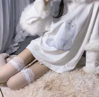 边吃奶边扎下面 b是不是越吸越舒服