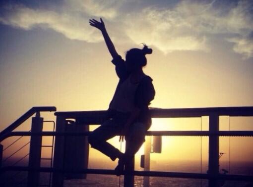 抱着他的头吃我奶 宝贝你的奶好大我想吃第一章