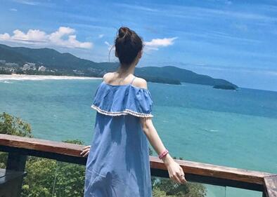 宝贝,喜欢我这样进入你吗  吃饭时也埋在她体内不愿出来