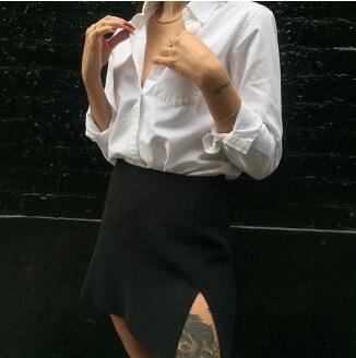 他把我弄的水不断的流还发抖 他一下一下的顶了进去