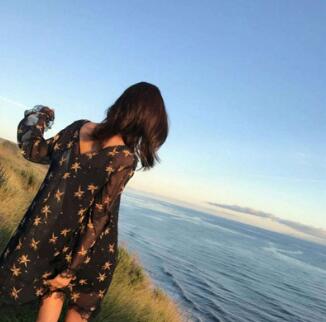 轻一点,啊,撞到哪里了 宝贝,喜欢我这样进入你吗