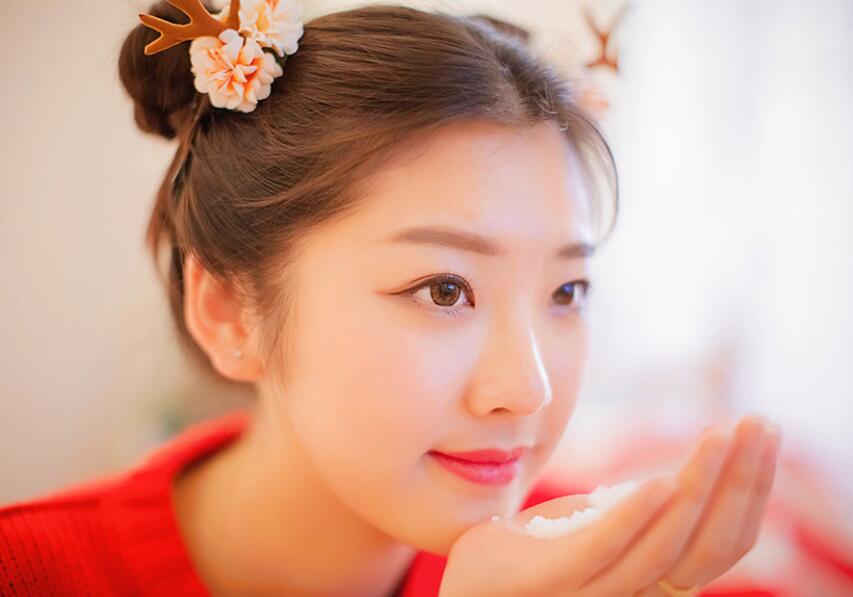 抵住她的腰释放精华 这么湿,下面是不是想我了?