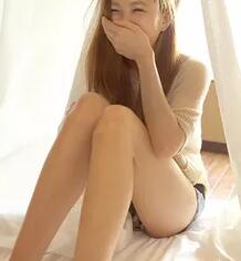 不带套玩别人的新娘，同时上女朋友和她闺蜜，薇薇却是伸出手，紧紧地抱住了林强的双腿