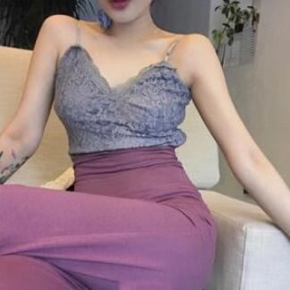 花液顺着大腿流下来 秦雪娇躯一颤，忍不住轻呼一声