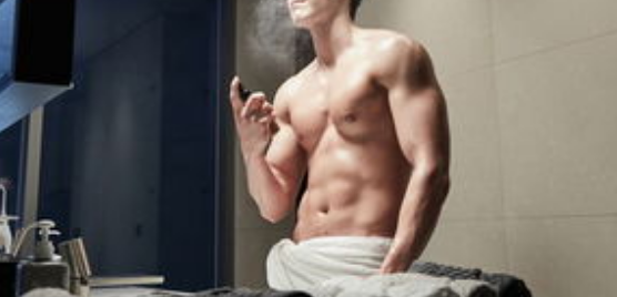 我想吃你下面的那张小嘴 唔小东西你里面真紧 下面都已经湿成这样