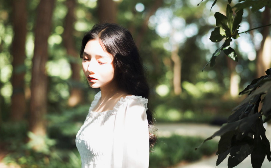 打开腿我想尝尝你的味道，突然的间断，张淑芬难受到极点了