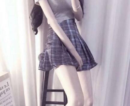  他的那根东西进我里面了还把葡萄一颗颗塞进深处